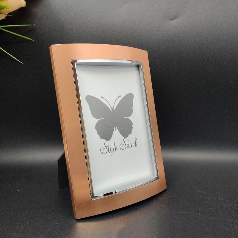 갈색 미니멀리즘 스타일의 금속 사진 액자 - 간결하고  - Bamboo Photo Frame 리뷰 및 가격